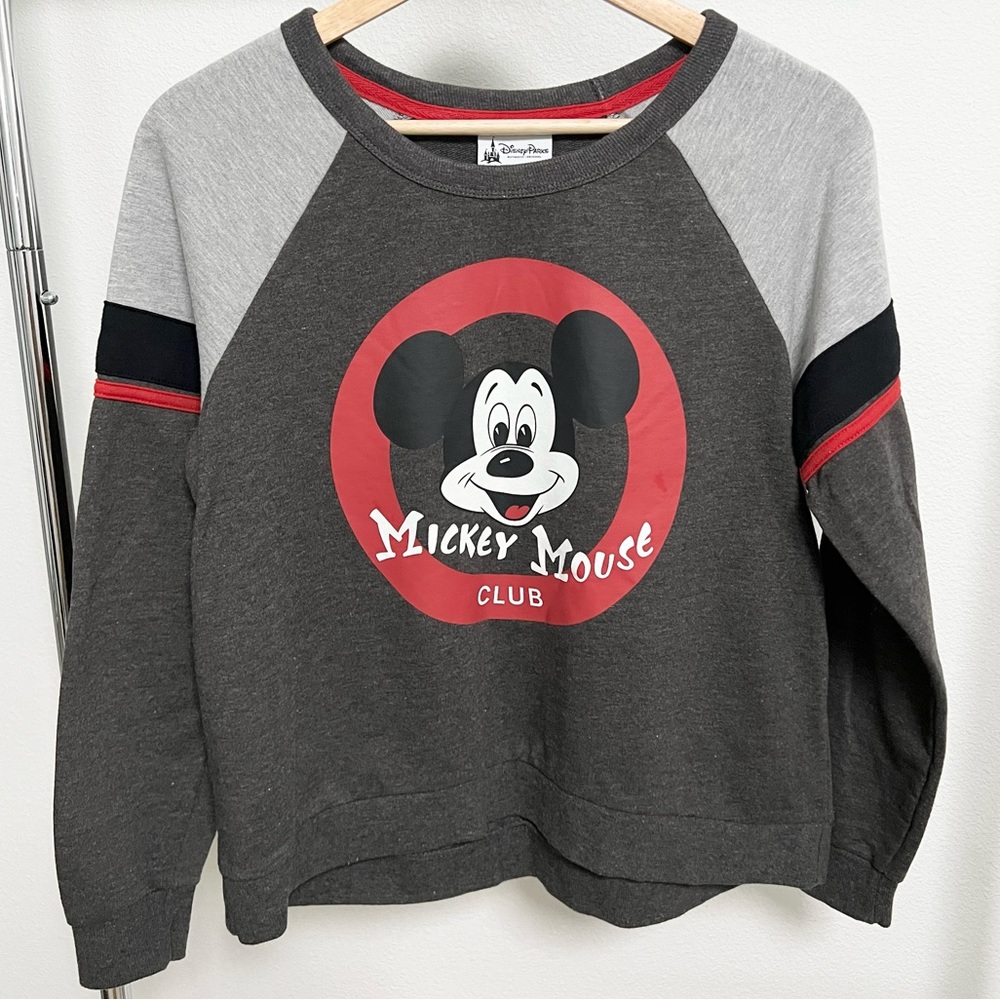 Disney Mickey Mouse Women’s Pullover in M